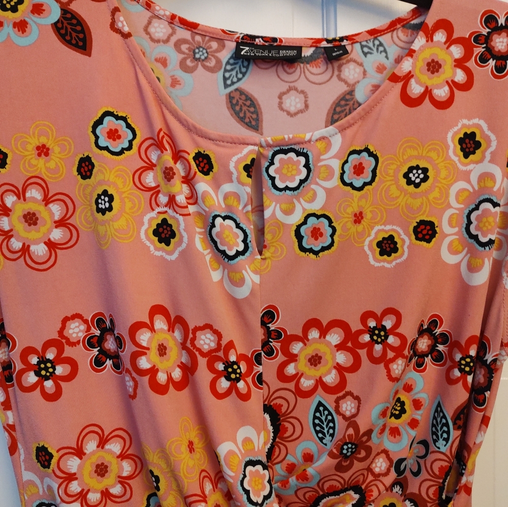 NY&Co Ruched top - Picture 3 of 5